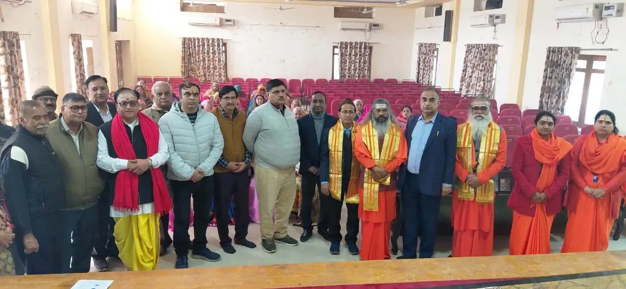 वित्तीय सहायता पाकर खिल उठे धूमावती माताओं के चेहरे