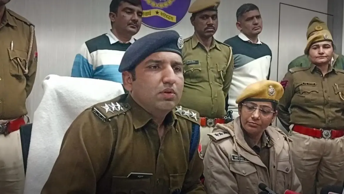 वृद्धा के साथ लूट का आरोपी आया पुलिस गिरफ्त में