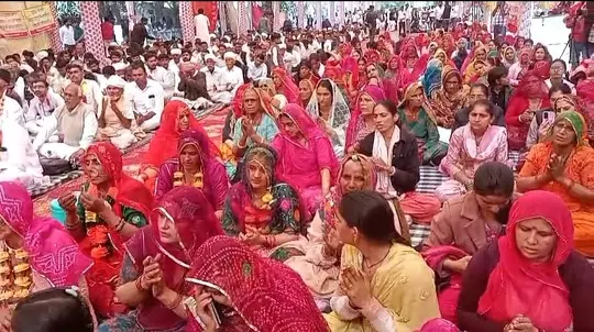 खेजड़ी बचाने के लिये कांग्रेस का पैदल मार्च