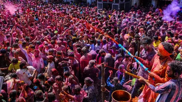 क्यों खास है बीकानेर की होली ! पढ़े पूरी खबर