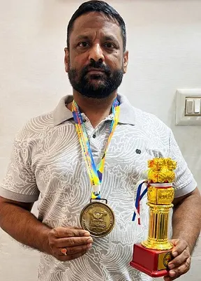 लोहारू में गूंजा बीकानेर का नाम:व्यास ने राष्ट्रीय वेटलिफ्टिंग में जीता स्वर्ण