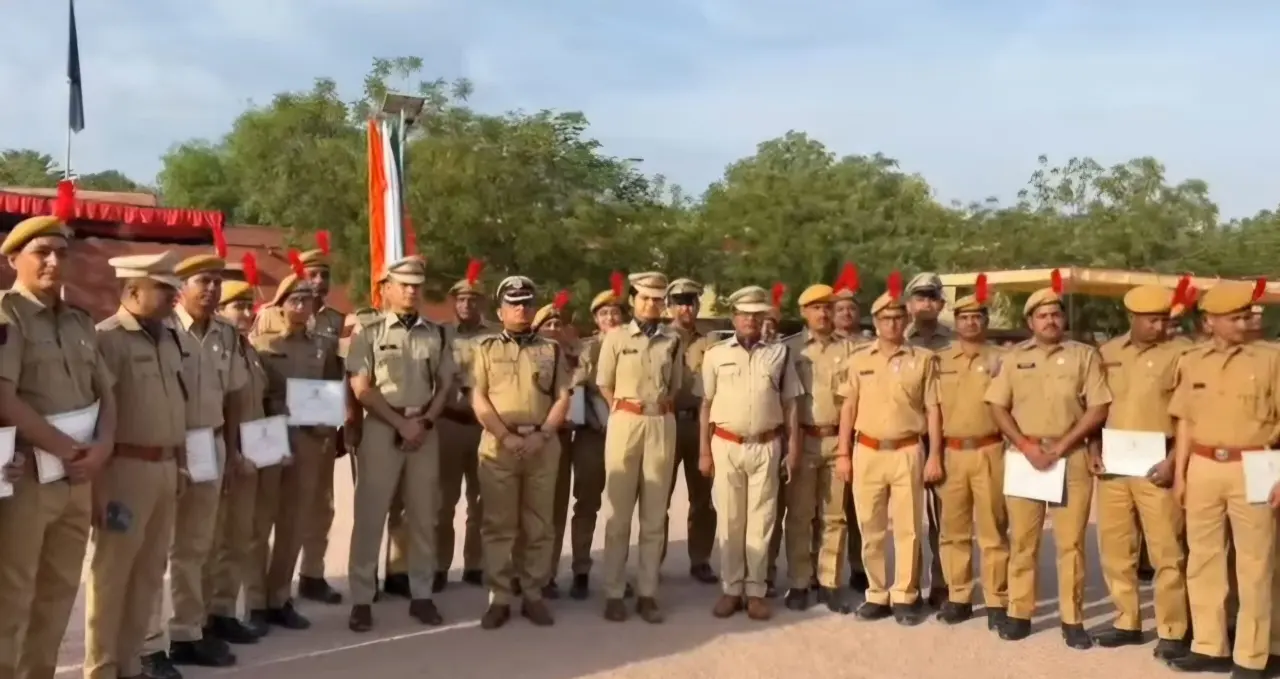 पुलिस की वर्दी अधिकार नहीं,कर्तव्य:आईजी