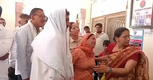 दो बच्चों की मां को जबरन भगा ले जाने का आरोप