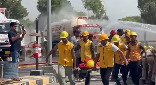 बॉटलिंग प्लांट में बम की सूचना,मचा हडकंप