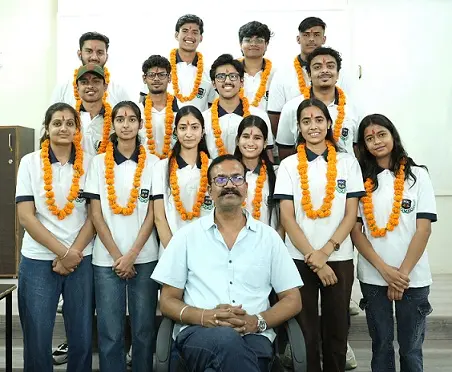 कॉमर्स परीक्षा में “प्लैनेट ऑफ कॉमर्स” के विद्यार्थियों का शानदार प्रदर्शन