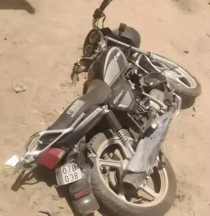 ट्रेलर ने बाइक सवार को कुचला,ग्रामीणों ने लगाया जाम
