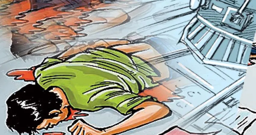 रेल की चपेट में आने से व्यक्ति की दर्दनाक मौत