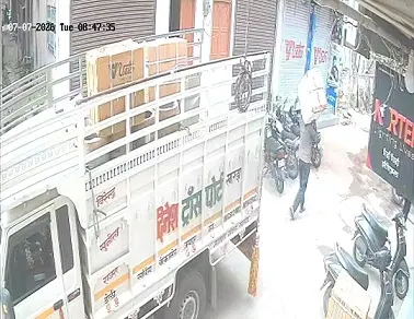 जोशीवाड़ा स्थित घर में रखा इलेक्ट्रिक सामान चोरी