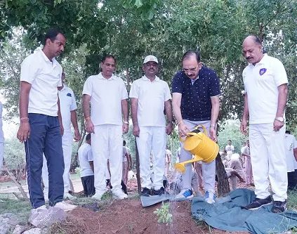 वृक्षारोपण आने वाली पीढ़ियों के प्रति हमारी जिम्मेदारी : डीआईजी विश्नोई 