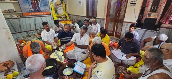 सावन के दूसरे सोमवार को भक्तों ने भोलेनाथ को रिझाया