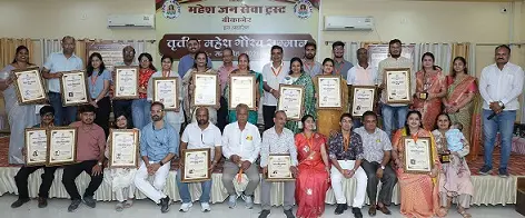 32 मेधावी छात्र -छात्राओं सहित 6 सरकारी सेवा में चयनित समाजबंधुओं का सम्मान